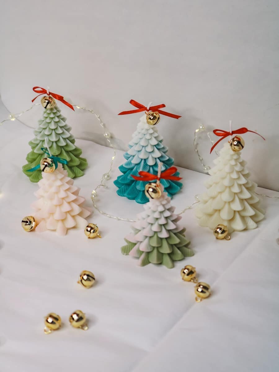 Classical Christmas Tree - imagine 4